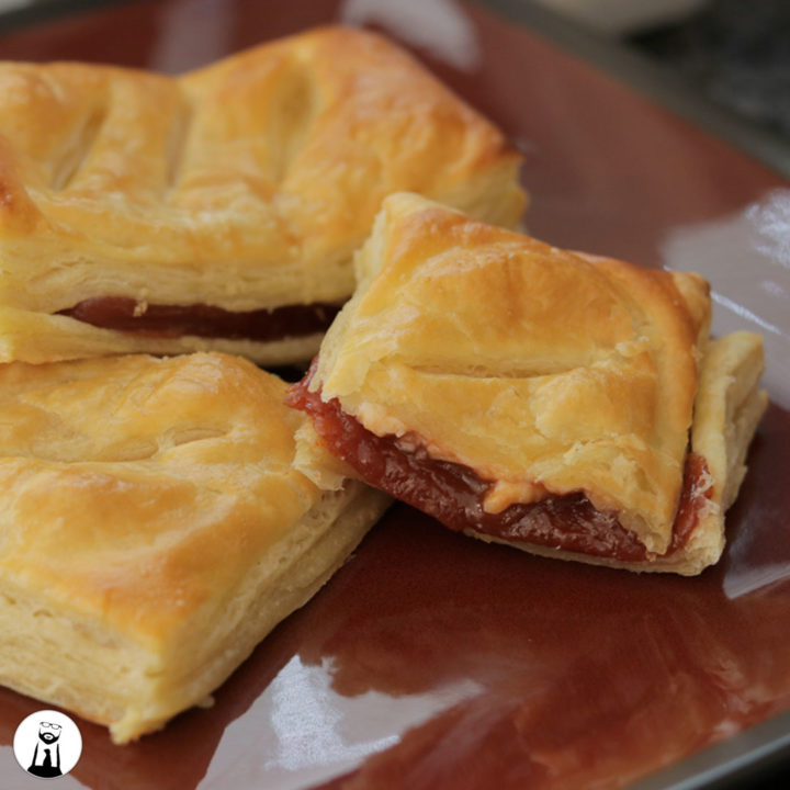 Pasteles de Guayaba y Queso - Black Tie Kitchen